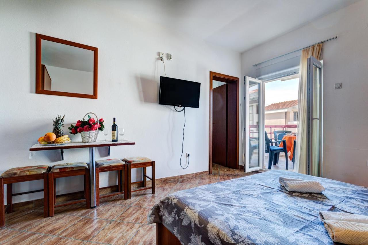 Villa Savovic Petrovac エクステリア 写真